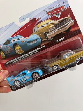 Disney Pixar Cars Bling Bling Lightning McQueen & Tex Dinoco 2-Pack